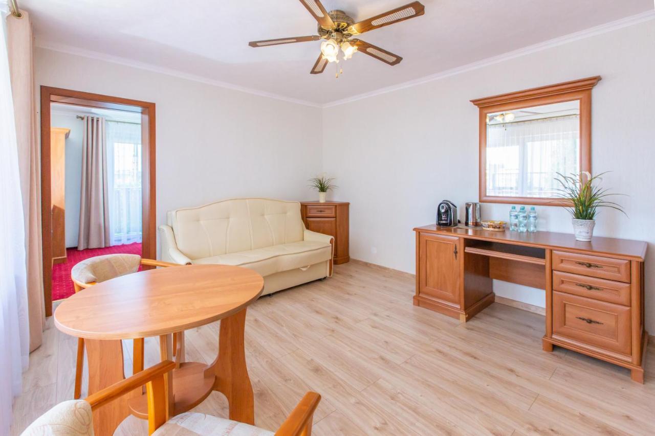 Władysławowo Rades Bed & Breakfast エクステリア 写真