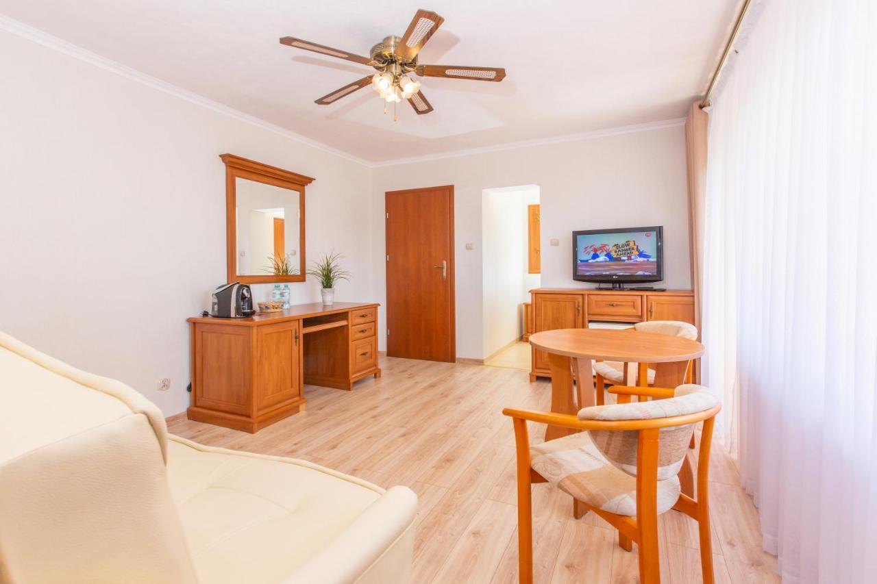 Władysławowo Rades Bed & Breakfast エクステリア 写真