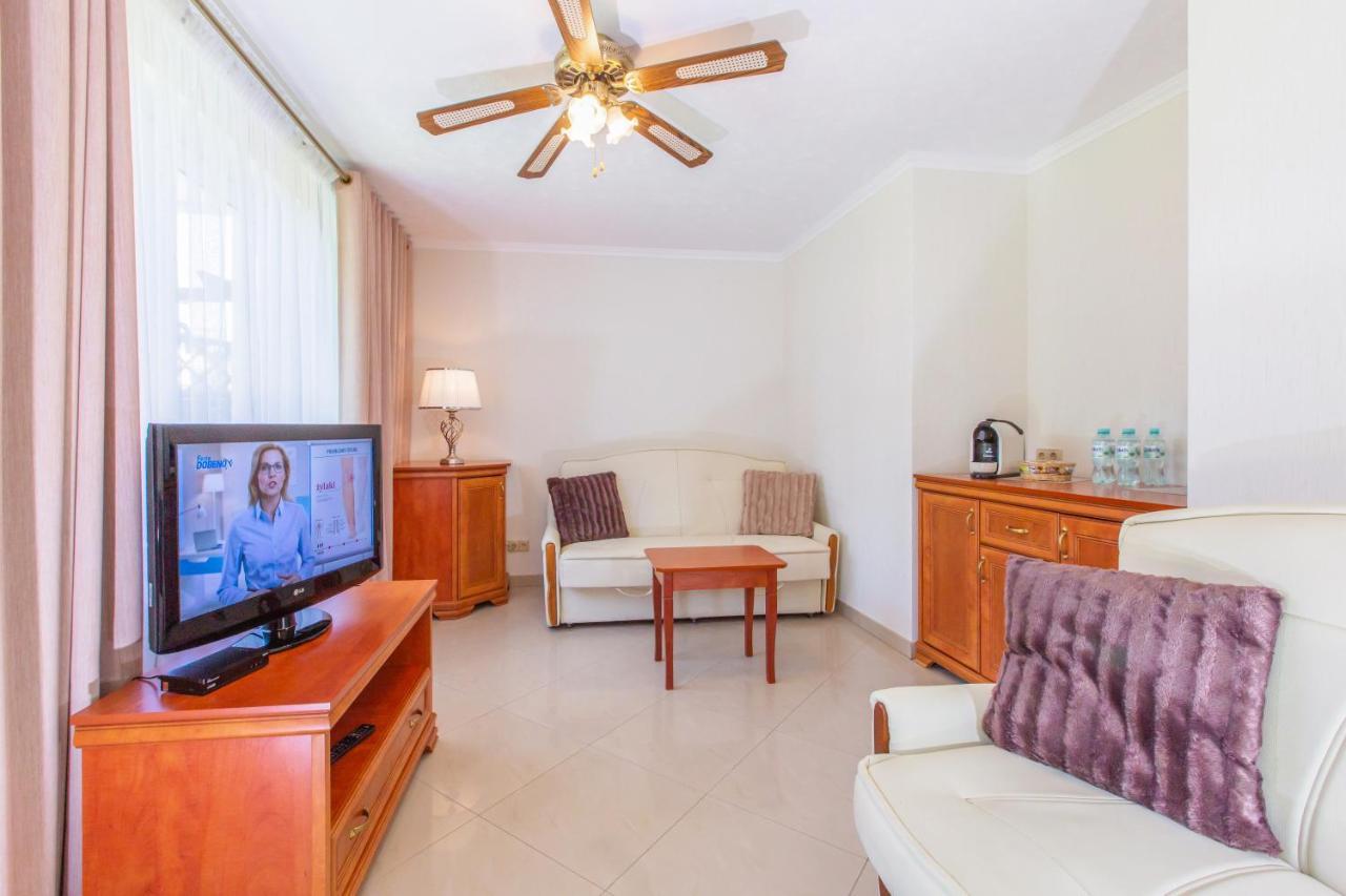 Władysławowo Rades Bed & Breakfast エクステリア 写真
